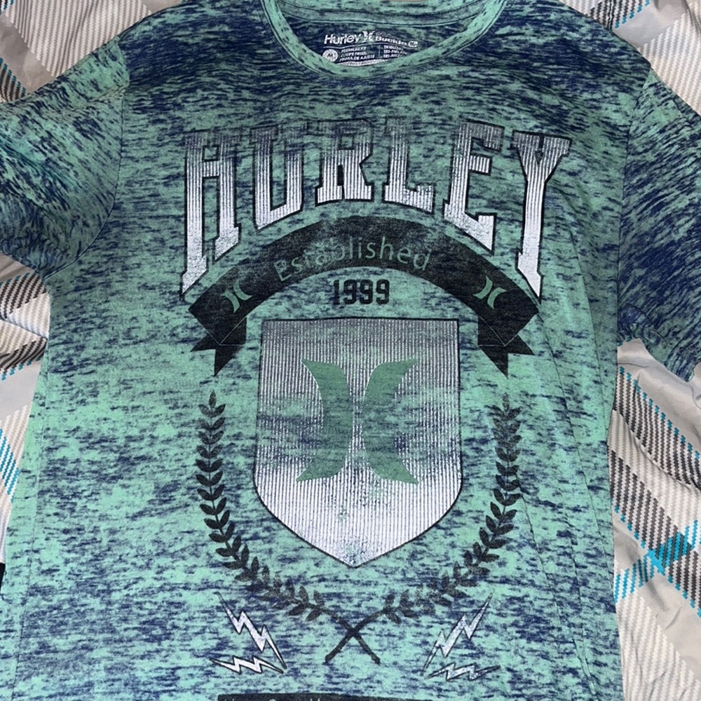 Hurley mens t-shirt